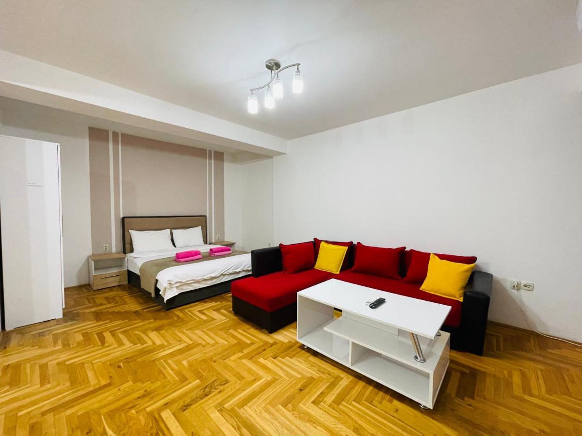 Front Beach Exclusive Apartments Struga Exterior photo