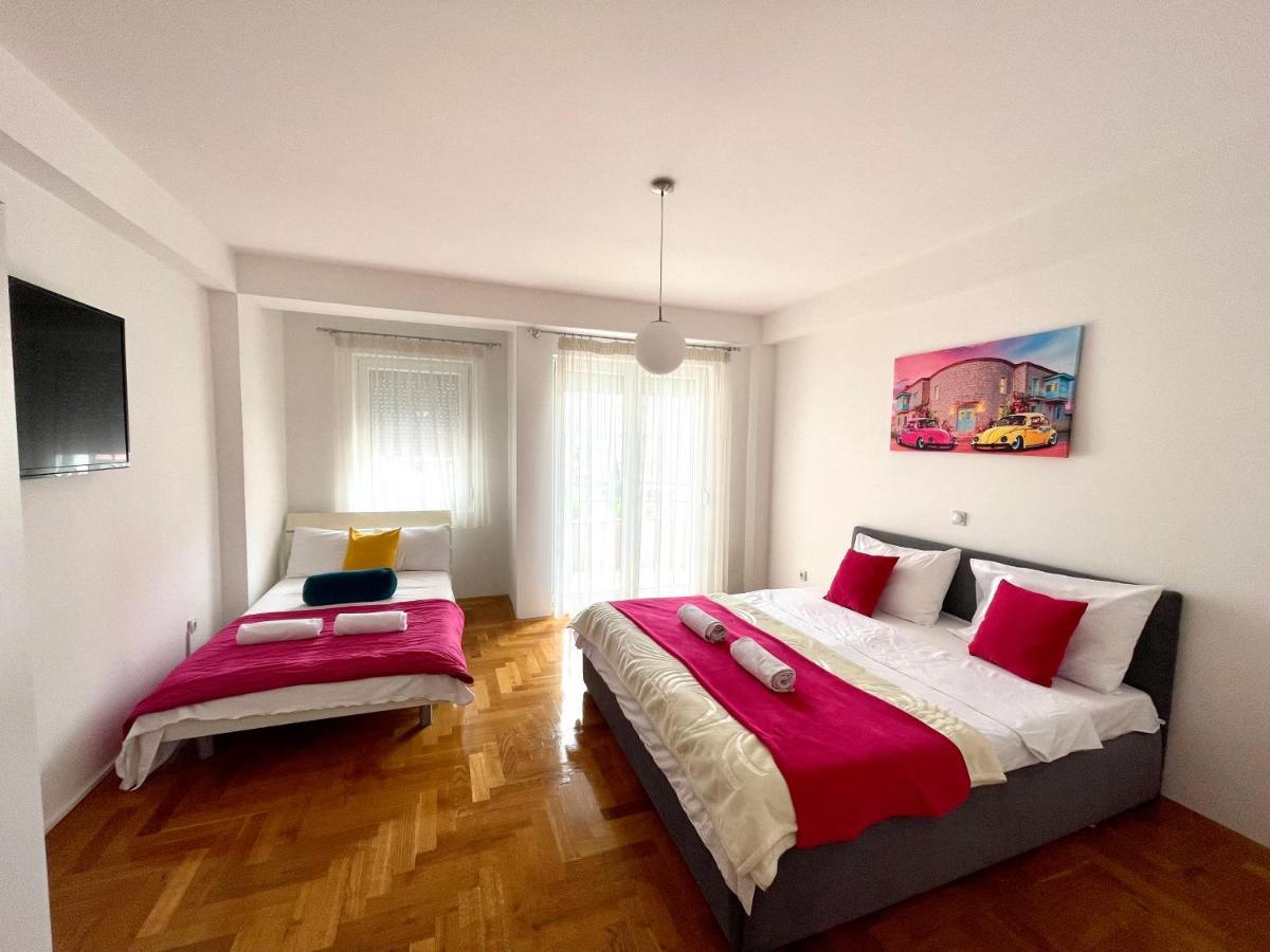 Front Beach Exclusive Apartments Struga Exterior photo